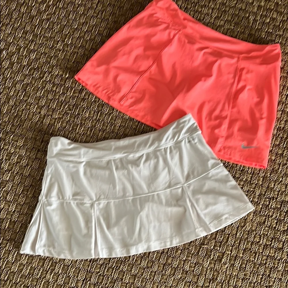 Nike Women's Bright Coral and White Skorts - Picture 8 of 10